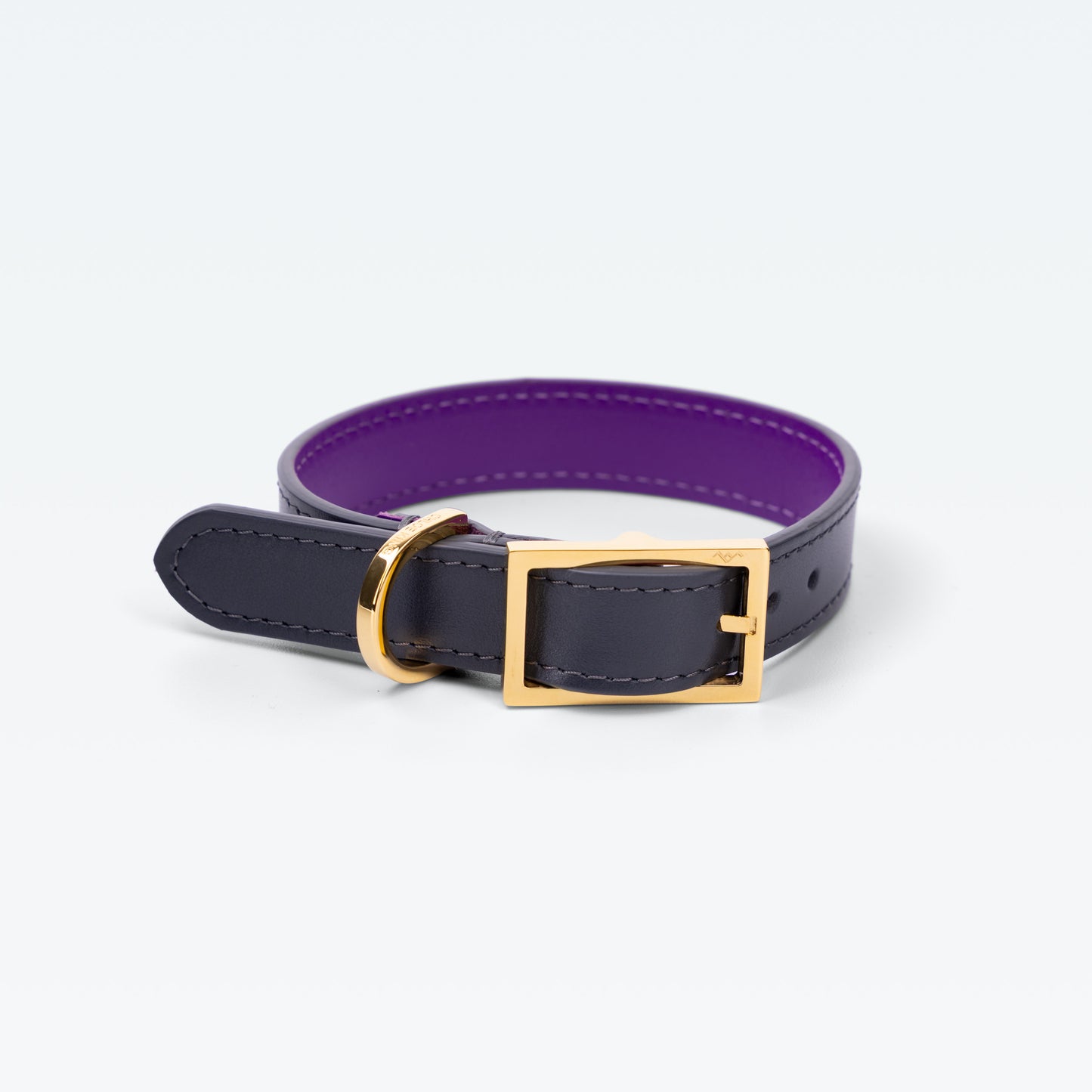 Grosvenor Collar in Flint with gold hardware